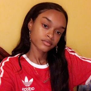 Meet your Posher, Meeka